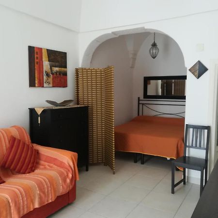 Vico Anglani Guest House 奥斯图尼 外观 照片