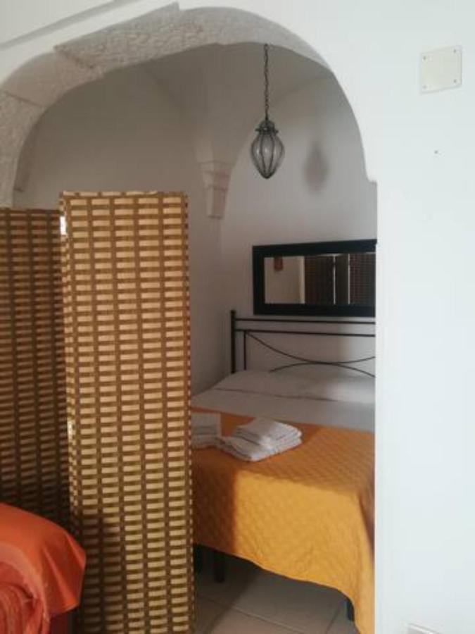 Vico Anglani Guest House 奥斯图尼 外观 照片