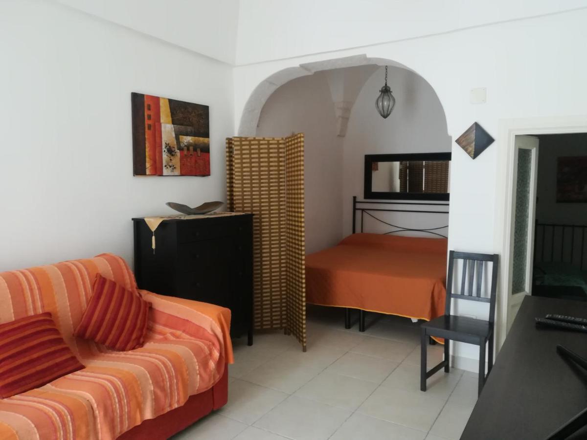 Vico Anglani Guest House 奥斯图尼 外观 照片